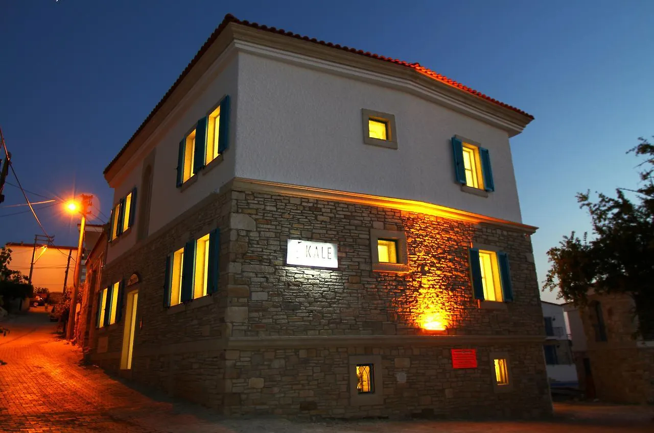 Cesme Kale Tas Apart تركيا
